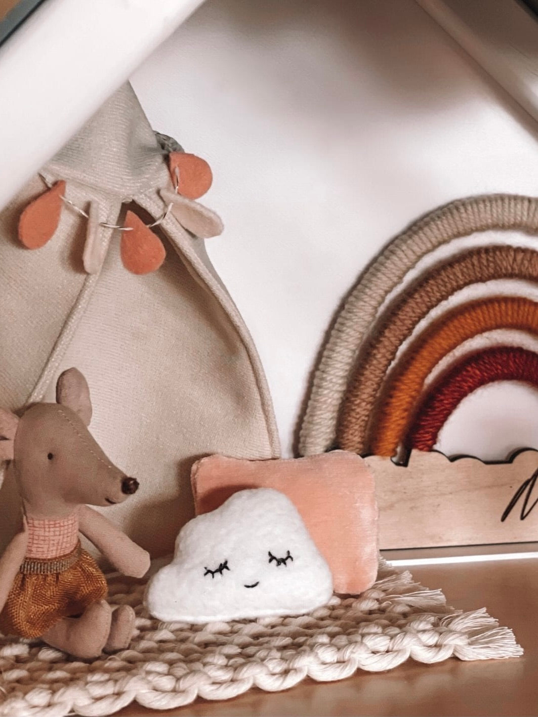 Plush Cloud Pillow