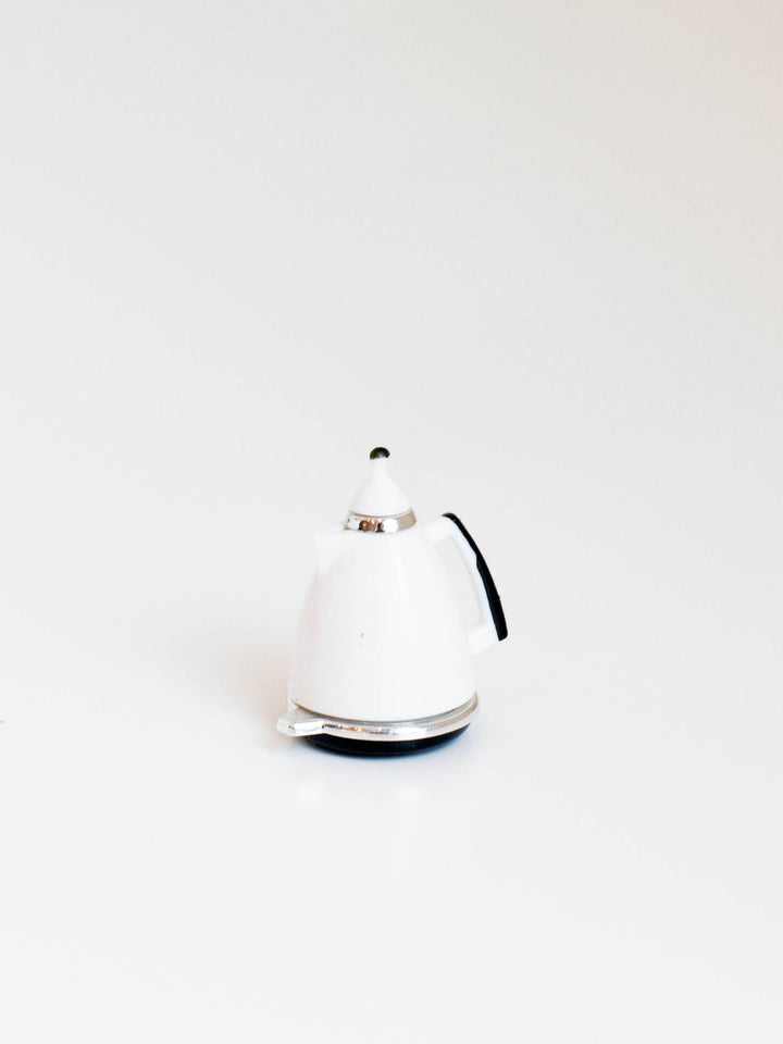 Classic Coffee Pot | White