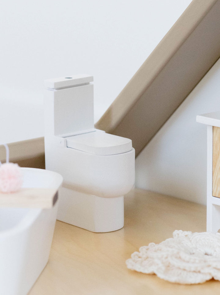 *FLAWED* Toilet | White