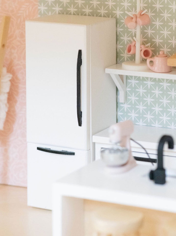 Refrigerator | White with Black Hardware