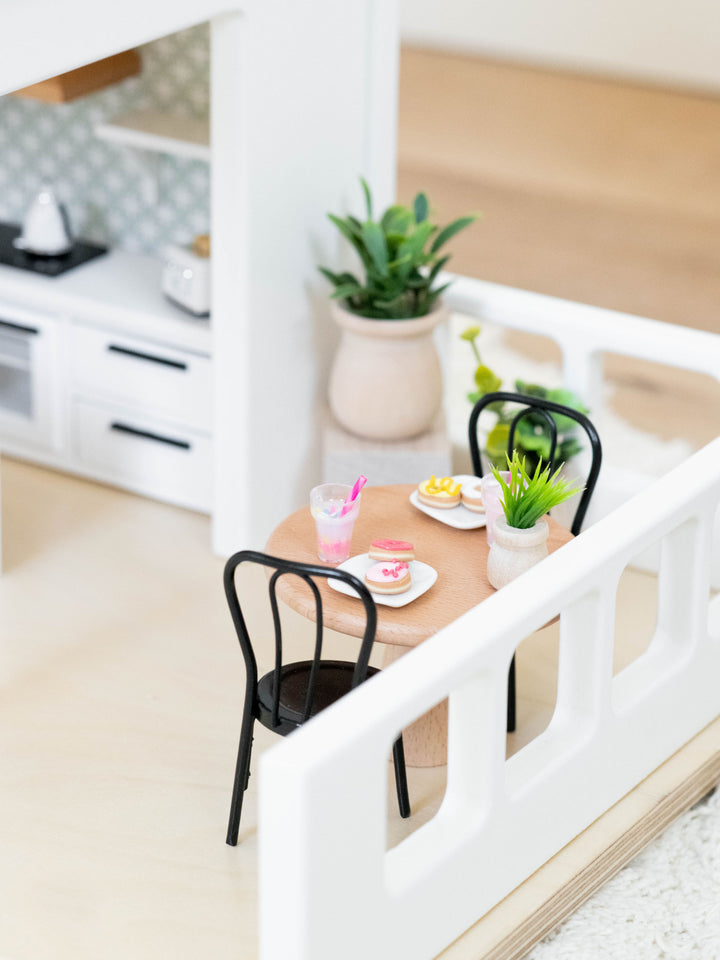 Cozy Cottage Dollhouse | Furnished