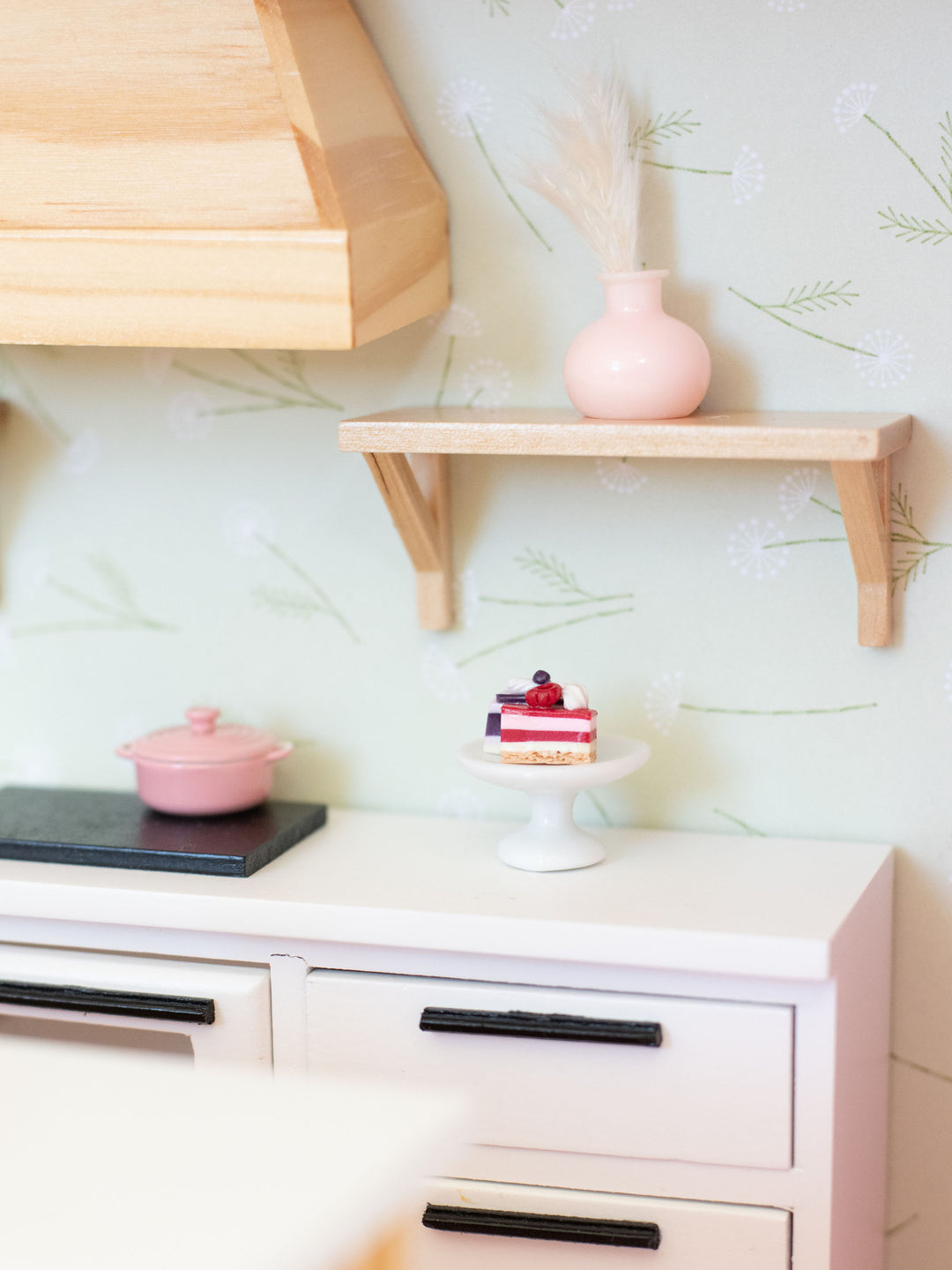 Ceramic Cake Stand Pedestal | Pink or White