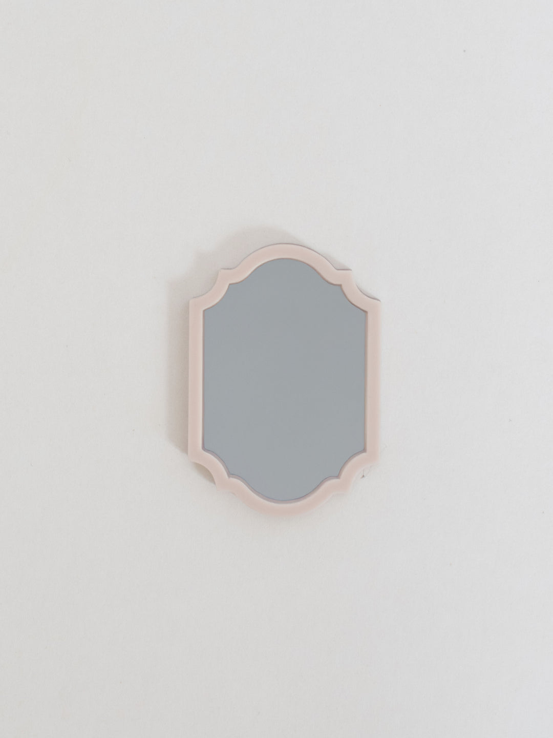 Dolly Mirror Collection