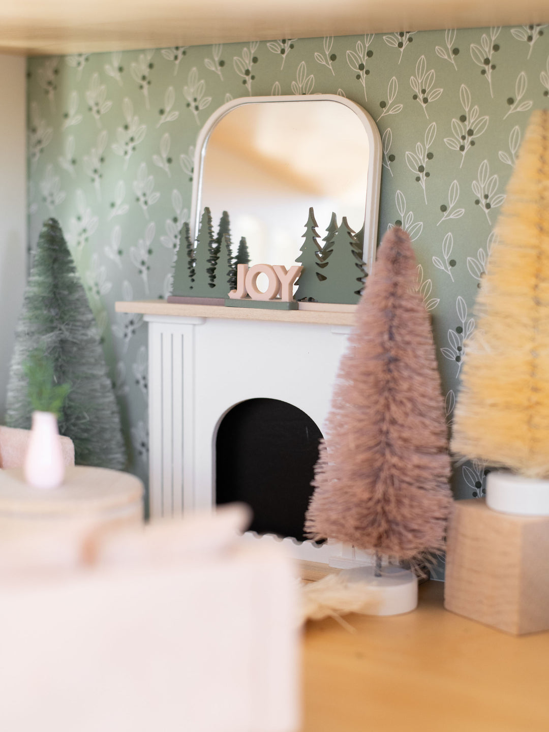 Bottle Brush Trees | White Base | 6 Colors