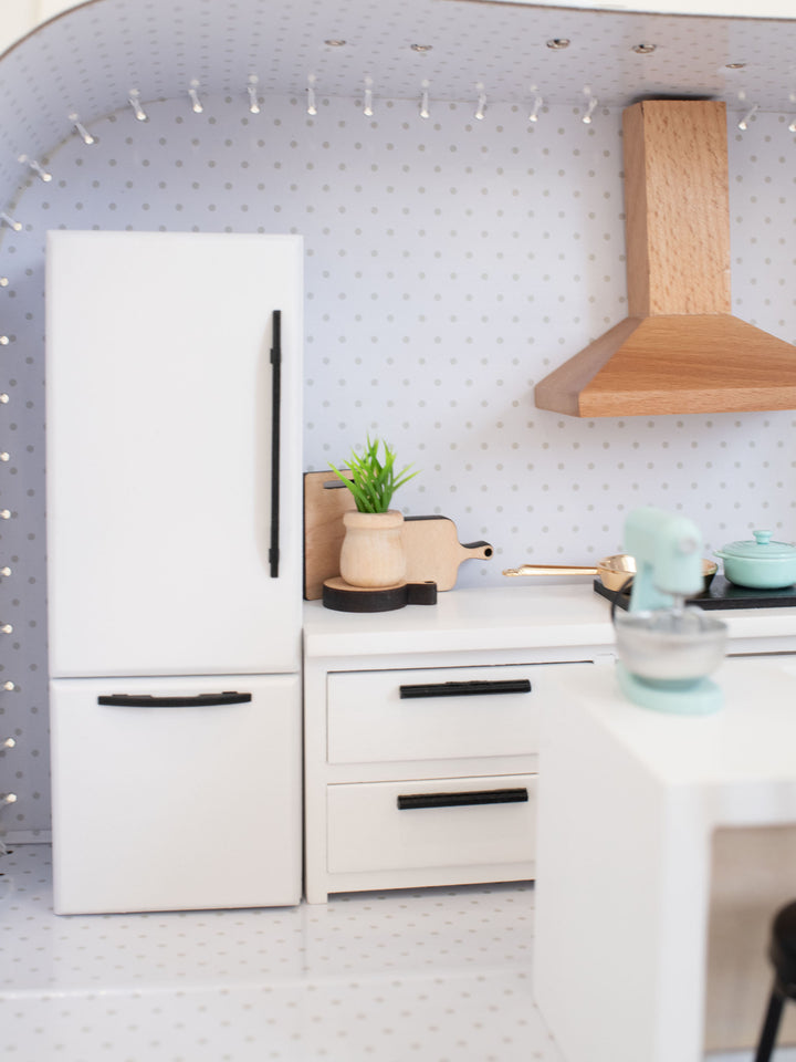 Large Suitcase Traveling Dollhouse Room | White