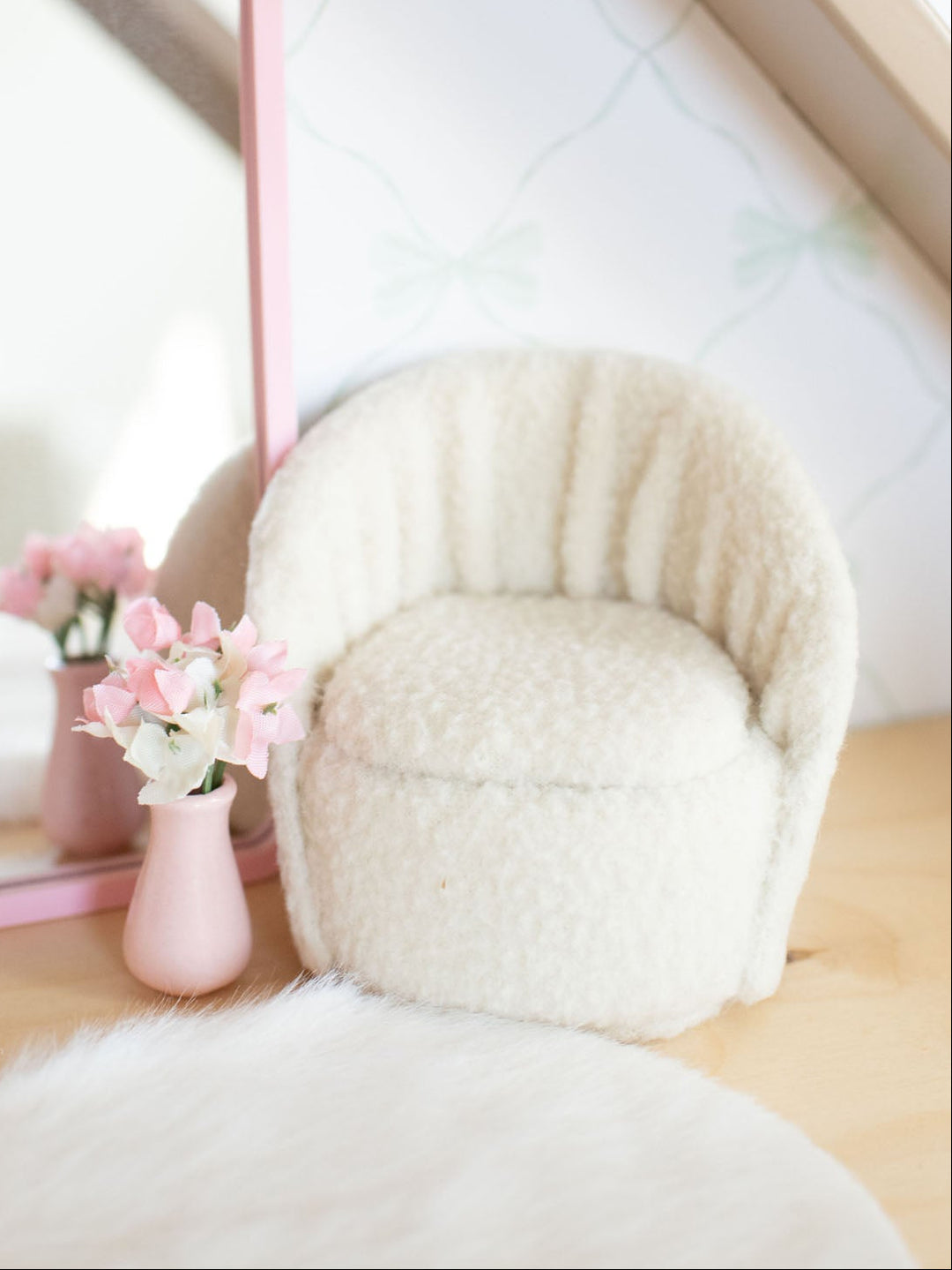 Lily Cream Sherpa Chair | Dollhouse Miniature Furniture