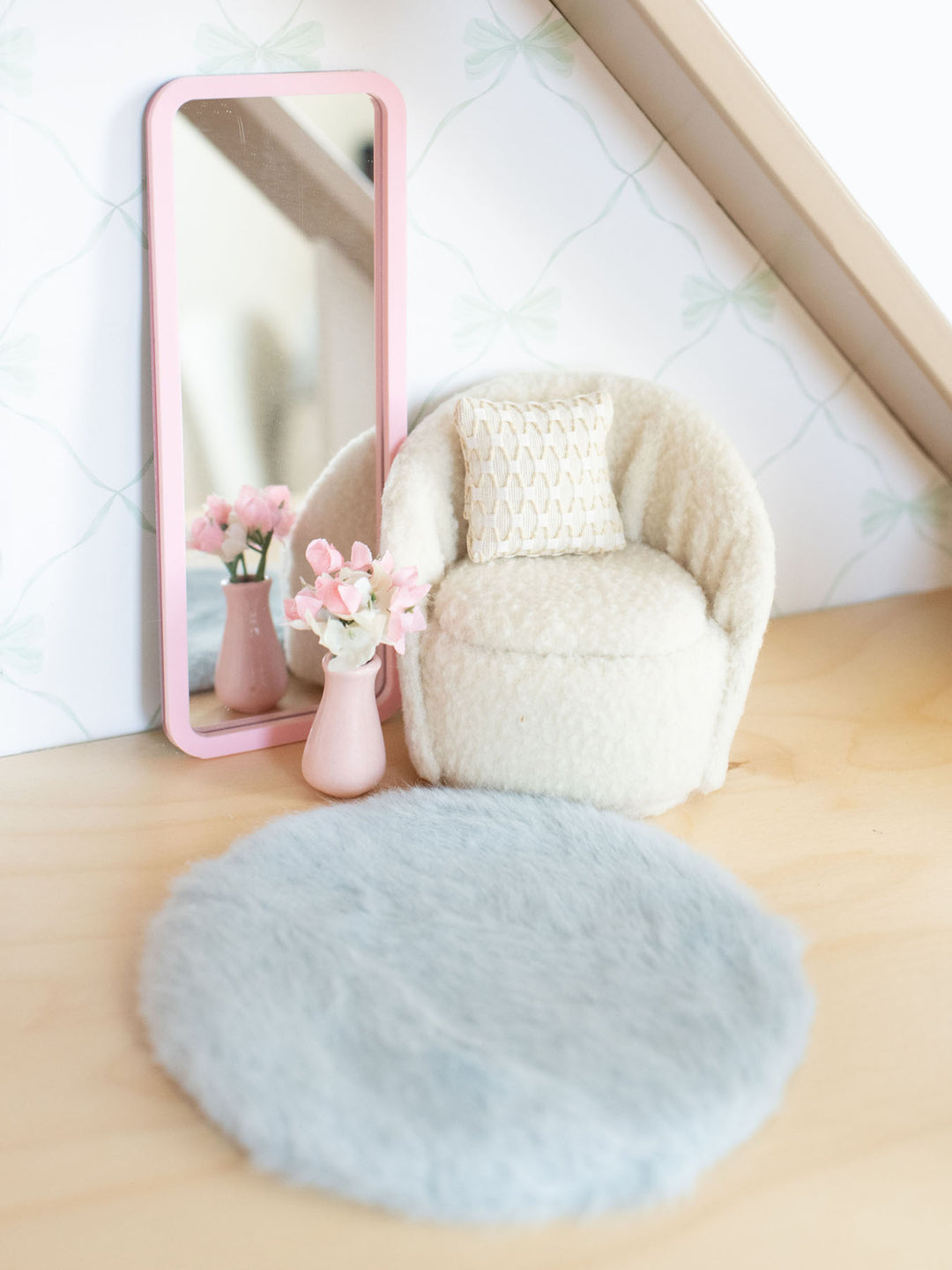 Luxe Plush Rugs | Pink, Blue, Oatmeal, &amp; White | Dollhouse Miniature Wall Accessories &amp; Decor