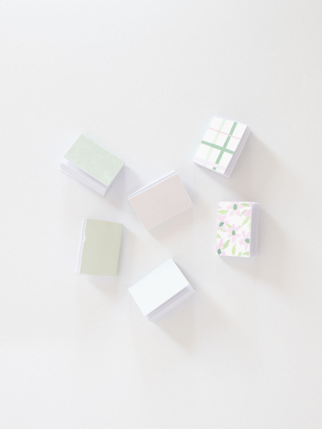 Bloom Book Set | Dollhouse Miniature Accessories &amp; Decor