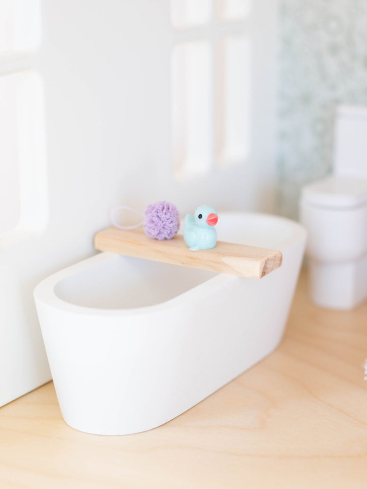 *FLAWED* Oval Soaking Bath Tub | White