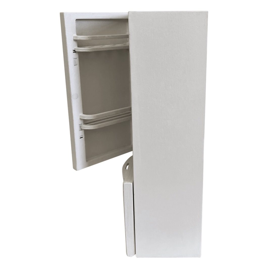 *FLAWED* Refrigerator | White with White Hardware